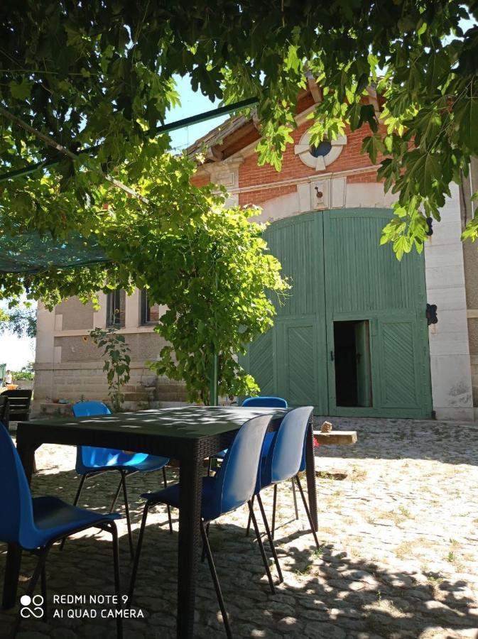 Les Pierrades En Camargue Villa Vauvert Esterno foto